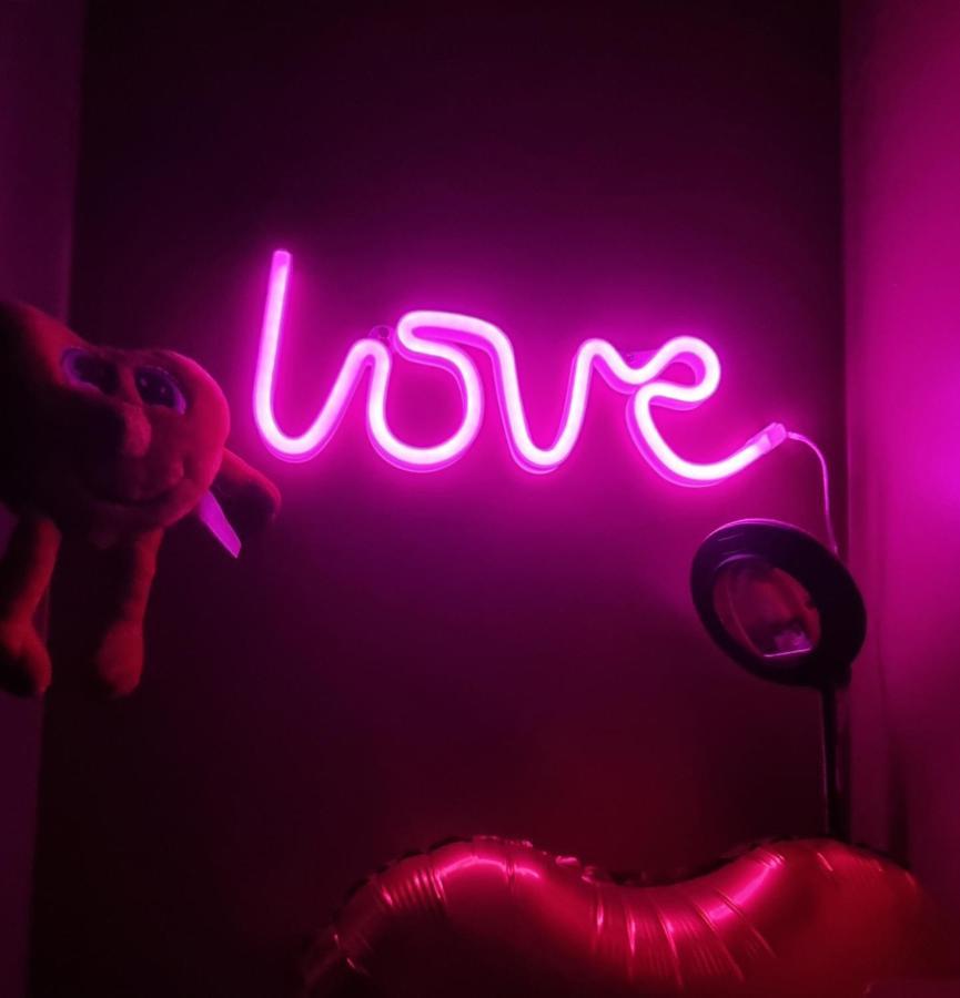 Love Room Sexy Love Cosy Lib Proche Centre Gare A Pied อุลเน-ซู-บัว ภายนอก รูปภาพ