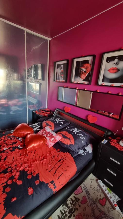 Love Room Sexy Love Cosy Lib Proche Centre Gare A Pied อุลเน-ซู-บัว ภายนอก รูปภาพ